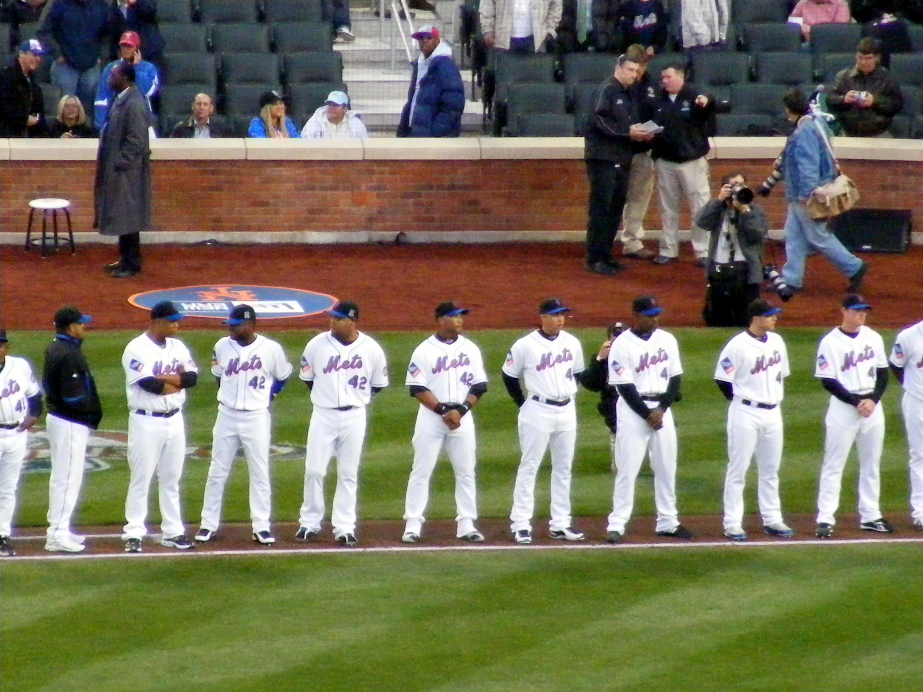 Mets Replace Bats With Paddles In Attempt To Spark Offense